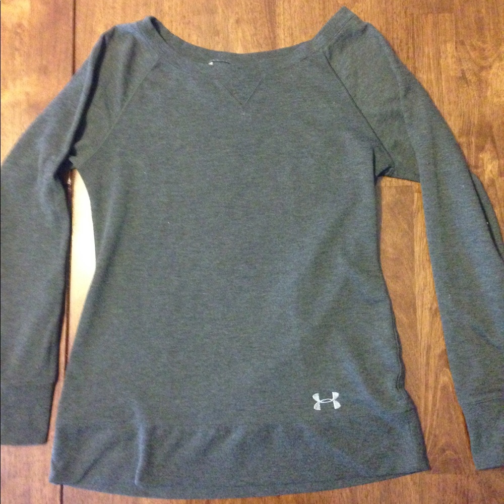 Under Armour sweatshirt